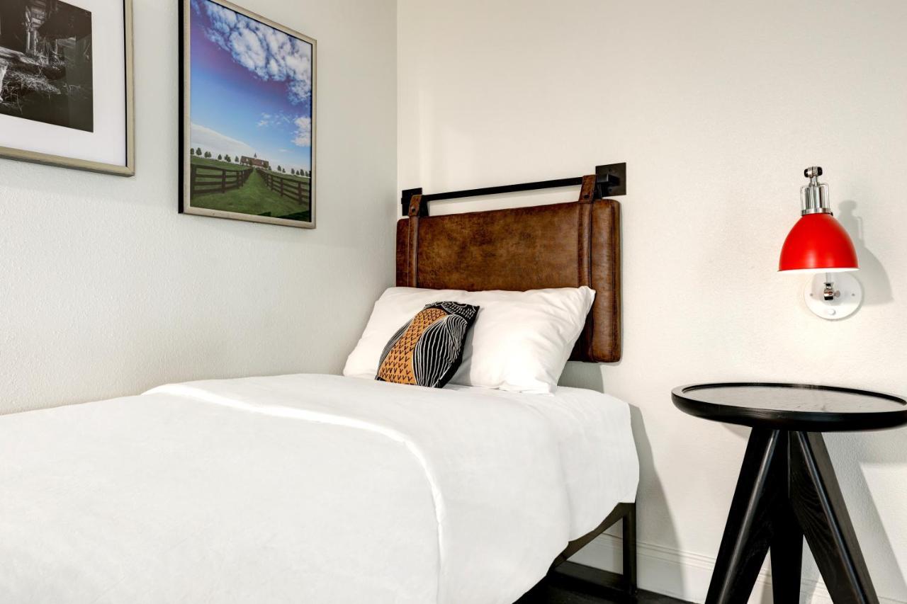 Elwood Hotel & Suites เลกซิงตัน ภายนอก รูปภาพ